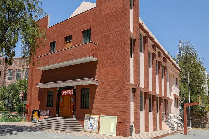 Saint Patricks Vidya Bhawan Senior Secondary-Building1
