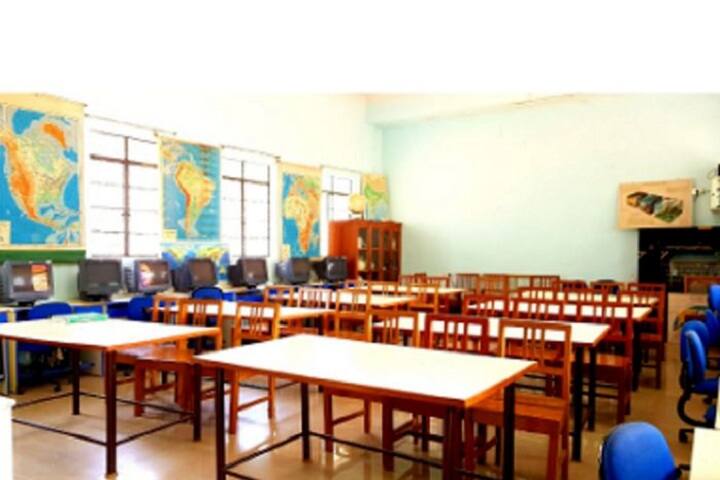 Samrat Public Senior Secondary School-Geography Labs