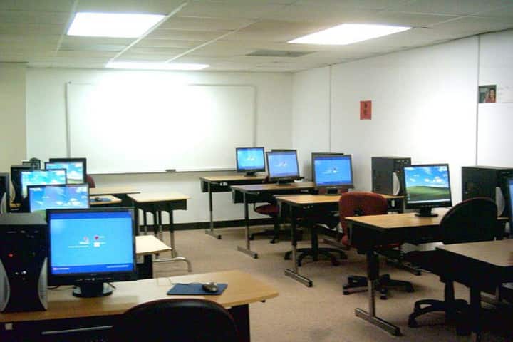 Sanjeevani International School-Computer Lab