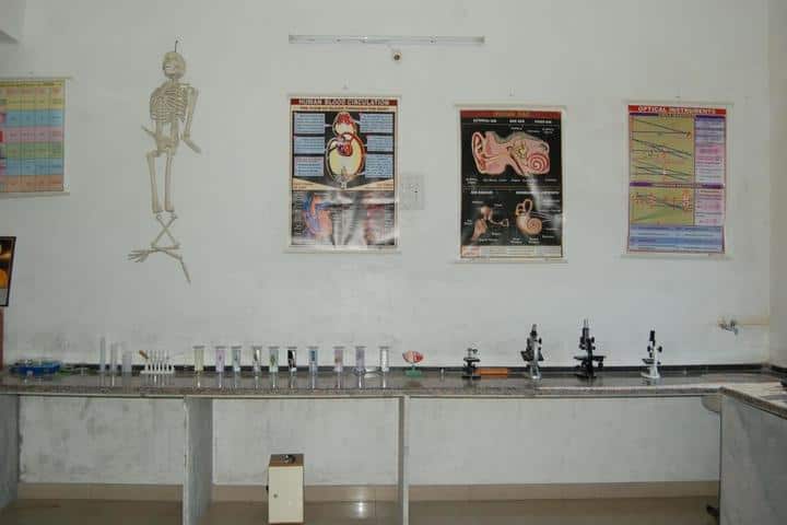 Sanskar The School-Biology Lab