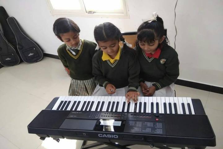 Sarvoday Kids Convent School-Music Class