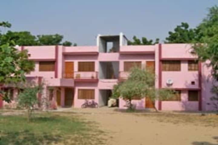 Sesomu School-Teachers Residence