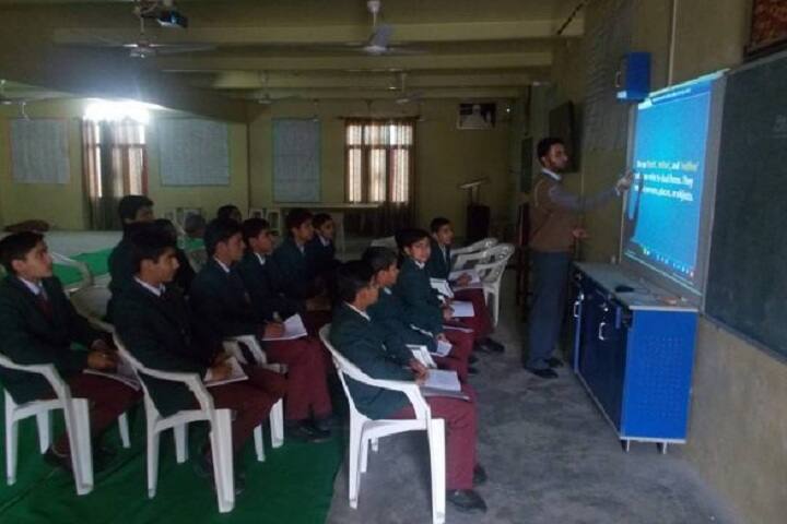 Shah Satnam Ji Boys School-Classtoom smart