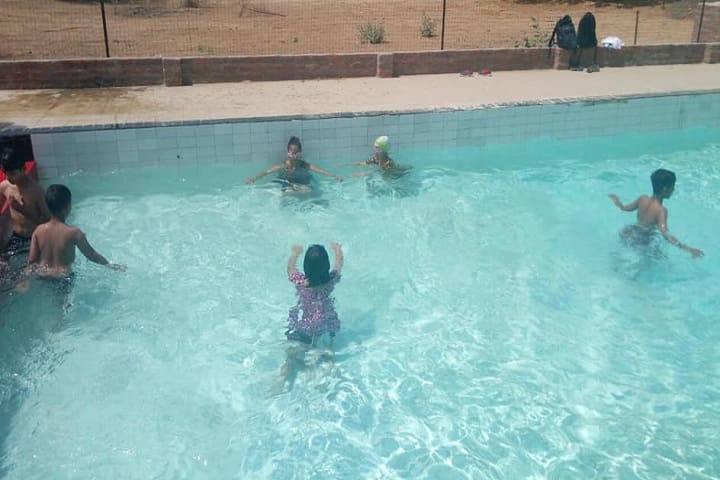 Shana International School-Swimming Pool
