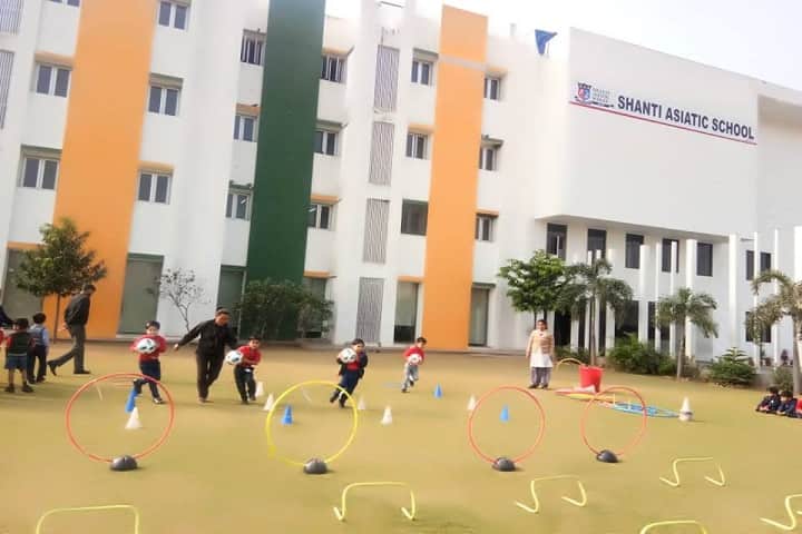 Shanti Asiatic School-Playground