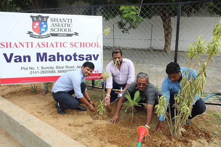 Shanti Asiatic School-Plantation
