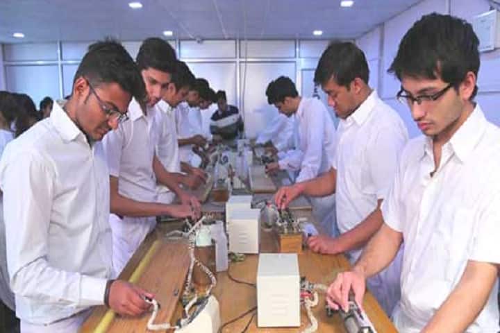 Shiv Jyoti Convent School-Laboratory physics