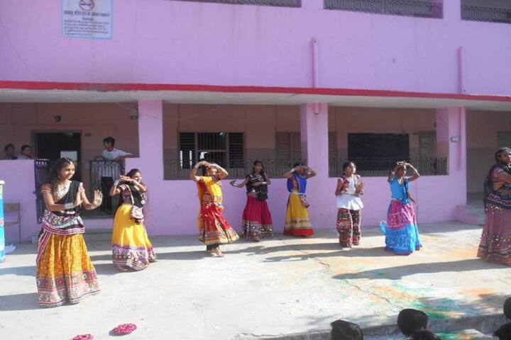 Shree Mahesh Public School-Events dance