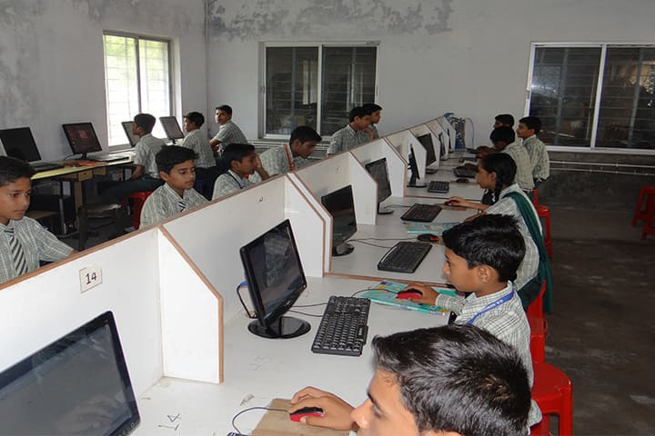 M S Memorial Public School-Computer Class