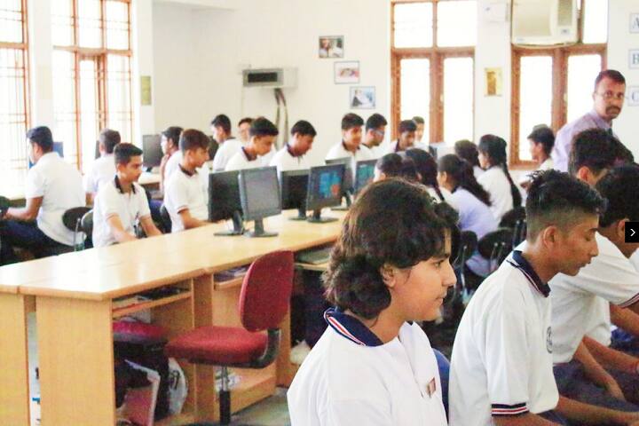Singhania Global Academy-IT Lab
