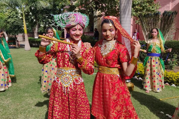 Sir Padam Pat Singhania School-Festival Celebration