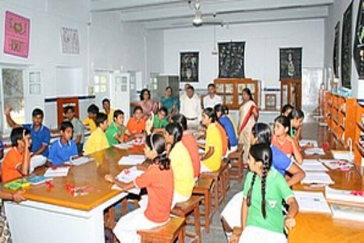 Smt Janki Devi Mandelia Co Educational Engish Medium School-Biology Lab