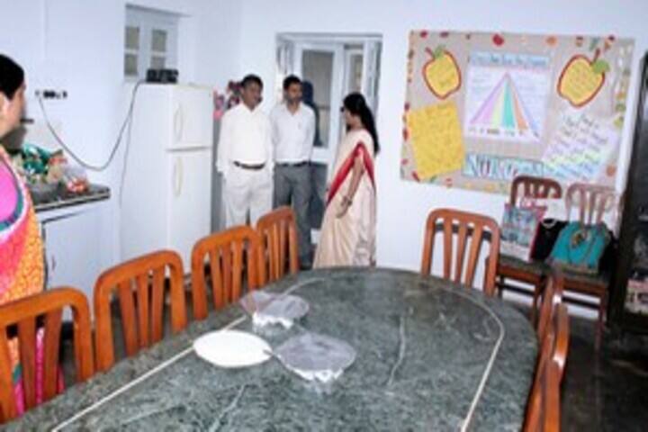Smt Janki Devi Mandelia Co Educational Engish Medium School-Science Lab