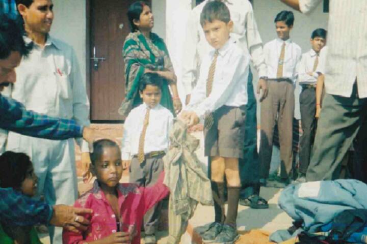 M N Jha D A V Public School- Social Activities