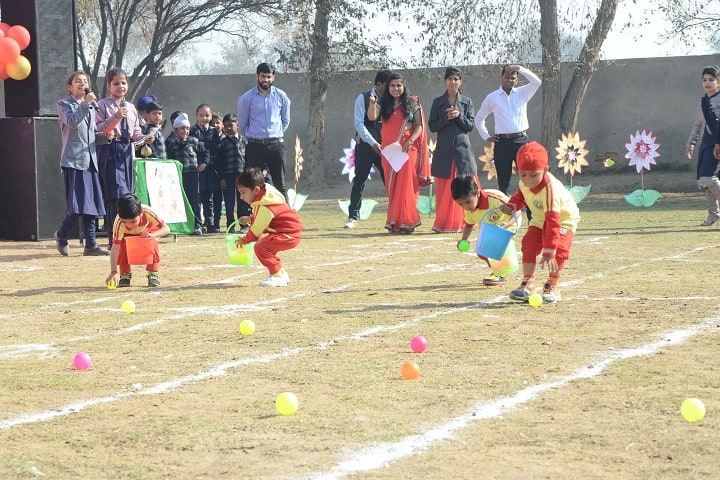 Smt Maina Devi Memorial Public School-Sports