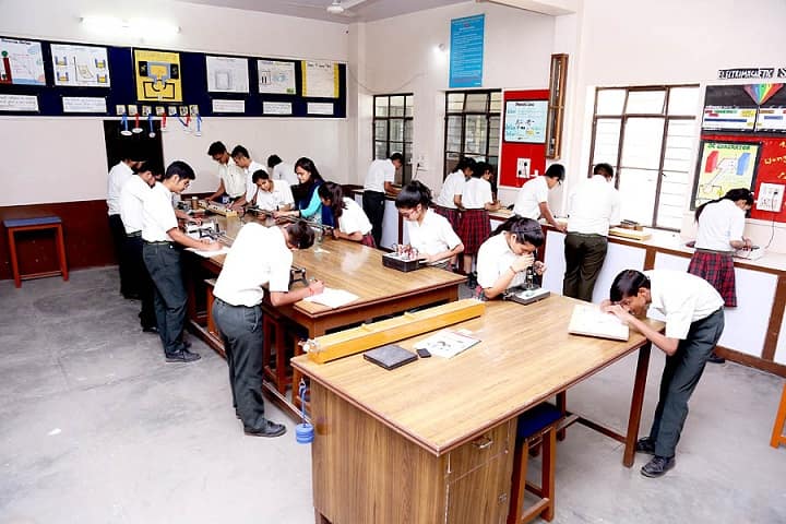 Sri Guru Harkrishan Public School-Laboratory physics new