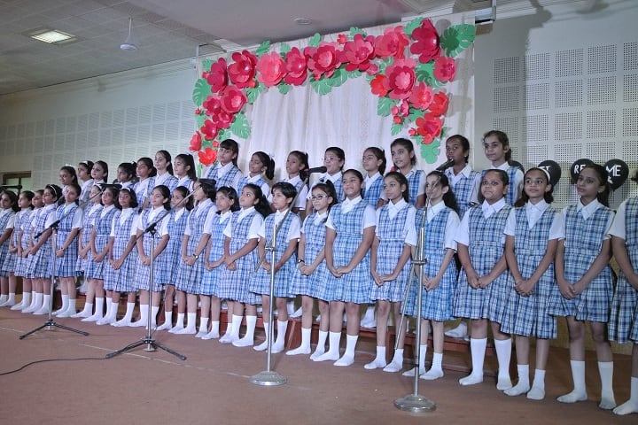 St MaryS Convent School-Events singing