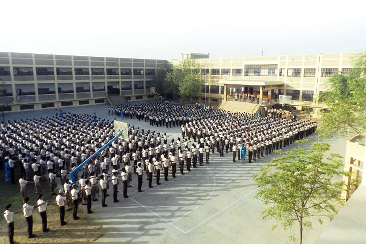 St PaulS School-Campus-View with PT class