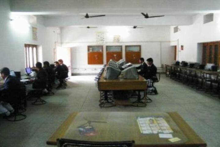 St Anselms School-Computer Lab