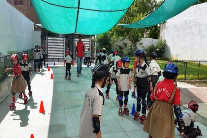 Step By Step High School-Skating Practice