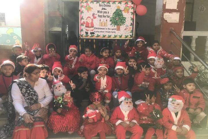 Step by Step Public School Alwar-Christmas