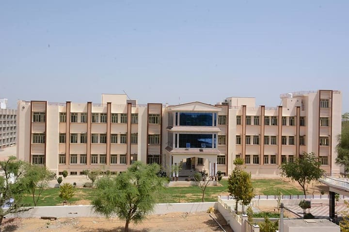 Subhash Convent School-Campus-Campus Entrance