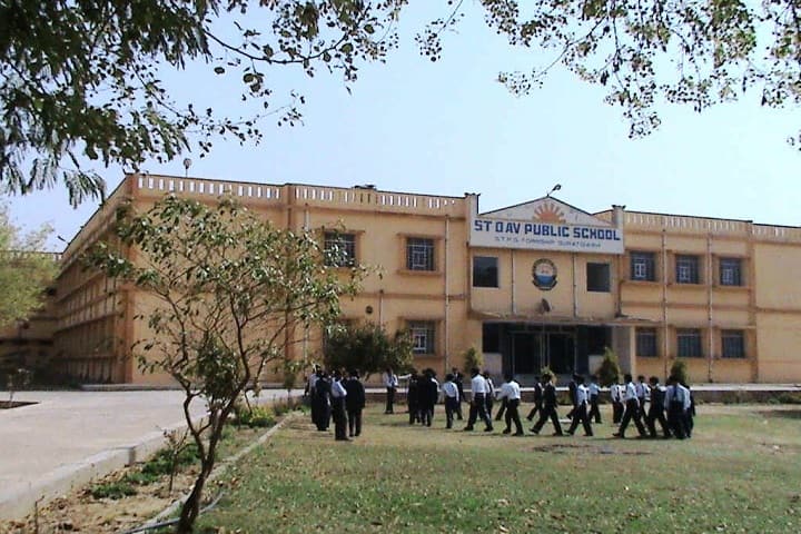 Suratgarh Thermal Dav Public School-Campus-View