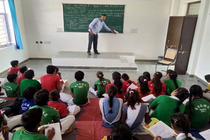 Swami Vivekanand Government Model School-Classroom with teacher