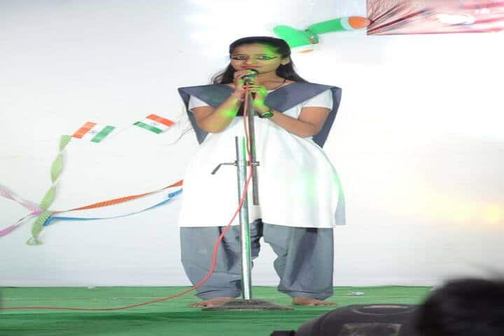 Swami Vivekanand Government Model School-Singing