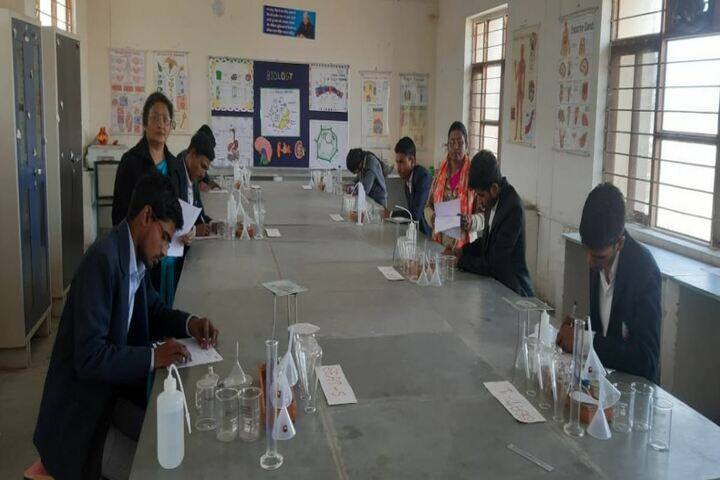 Swami Vivekanand Government Model School-Biology Lab