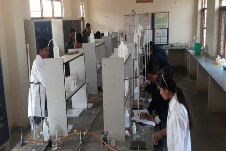 Swami Vivekanand Government Model School-Chemistry Lab