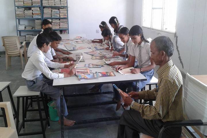 Swami Vivekanand Government Model School-Library