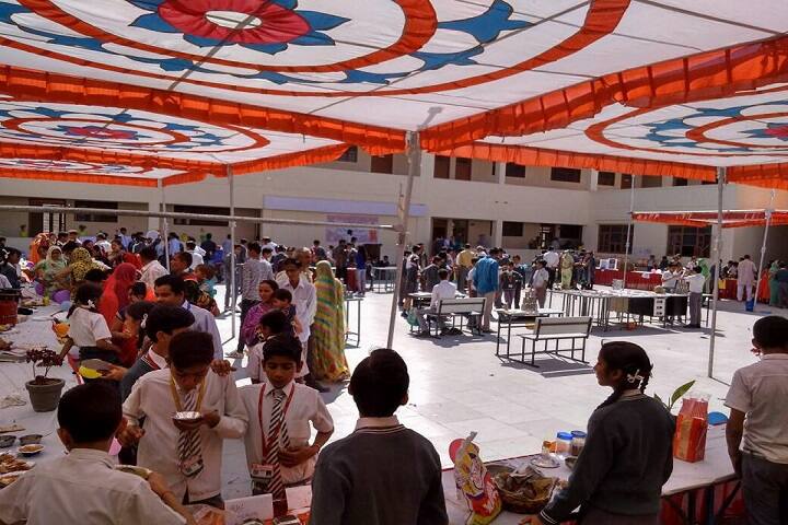 Swami Vivekanand Government Model School-Food Fest