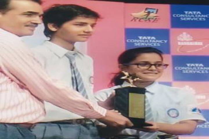 Swami Vivekanand Government Model School-Award