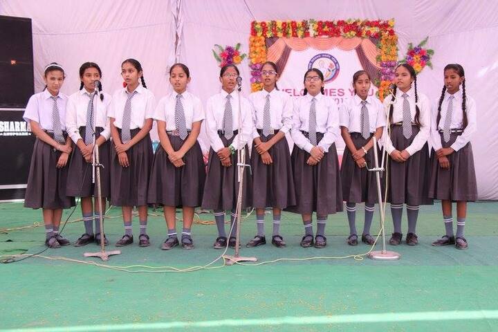 Swami Vivekanand Government Model School-Singing