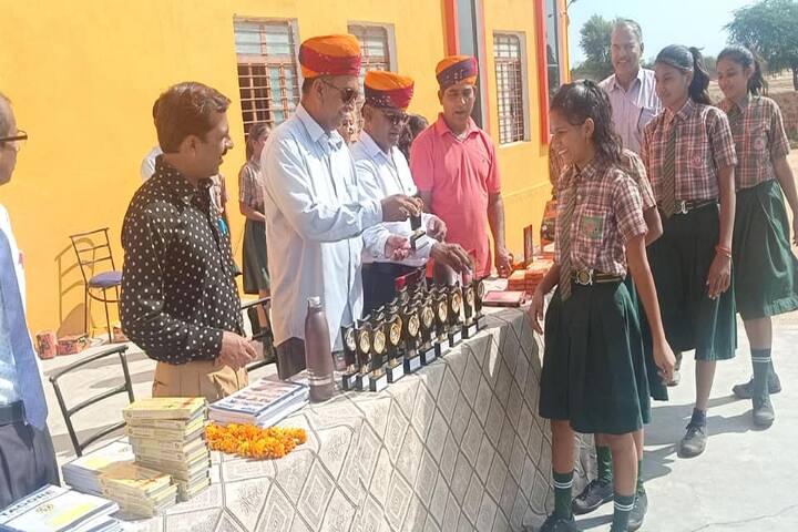 Tagore Public School-Prize Distribution Ceremony