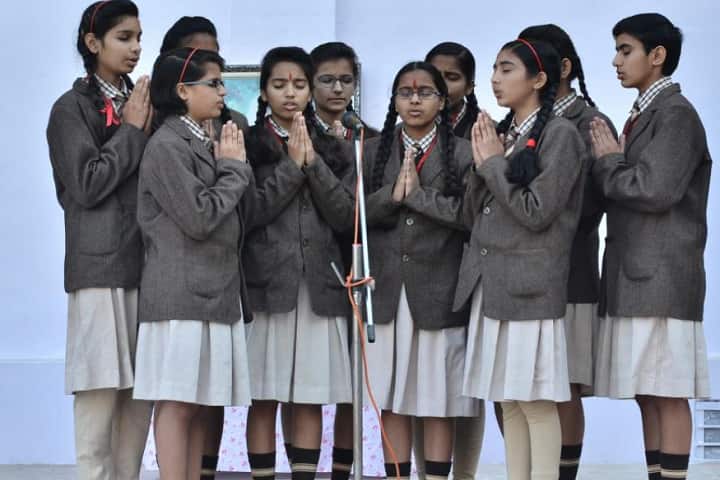 Thar School-Singing