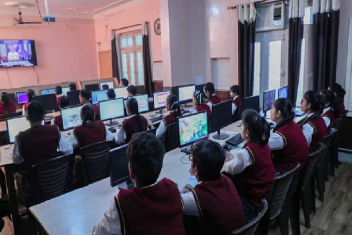 Tiny Tots School-Computer Lab