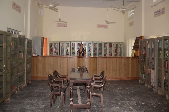 V M Public School-Library
