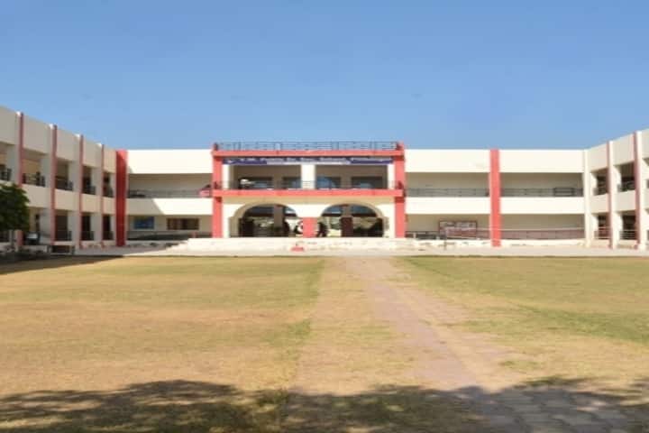 Vyapar Mandal Public School-Campus