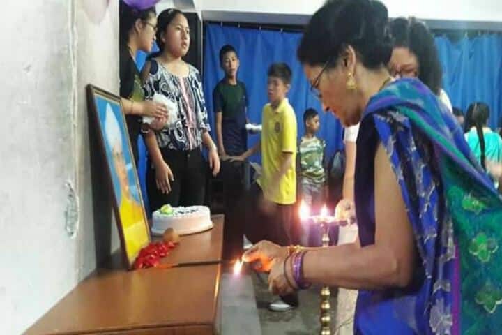 Daffodils Home Secondary School-Teachers day celebration