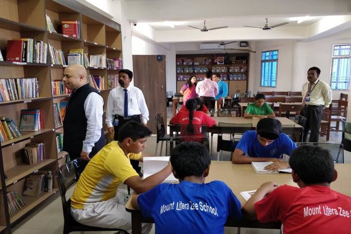 Mount Litera Zee School-Library
