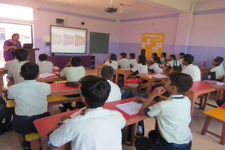 Mount Litera Zee School- Smart Class