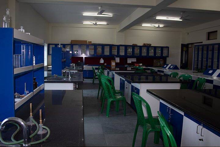 Mount Litera Zee School- Chemistry Lab