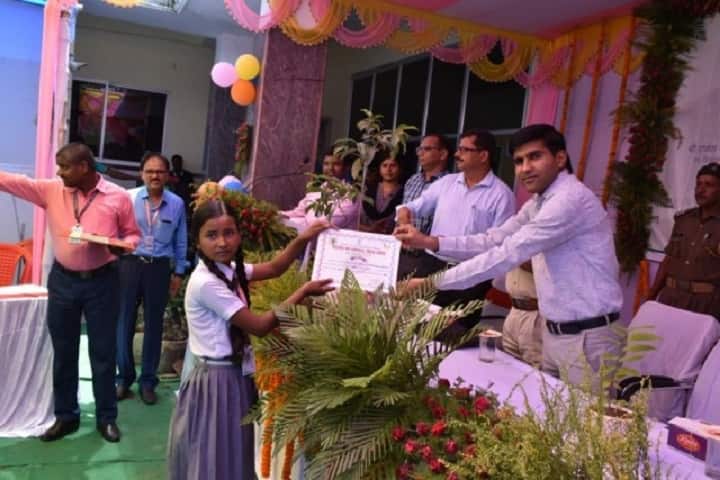Nalanda Vidya Mandir-Prize