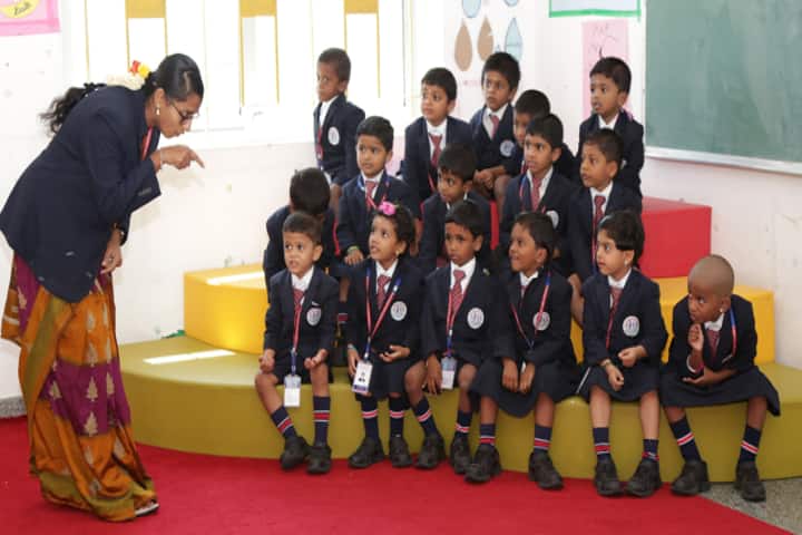 Adhiyaman Public School-Kids