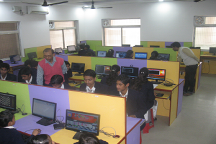 Navyug Vidyalaya-Computer Lab