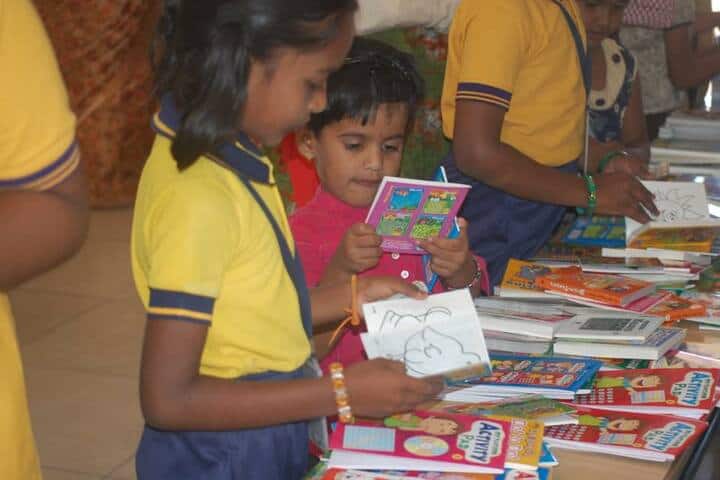 Aurobindo vidhyalaya School-Book Fair