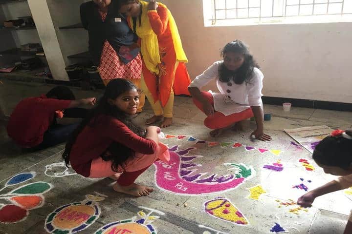 Avatar Public School-Rangoli Competition