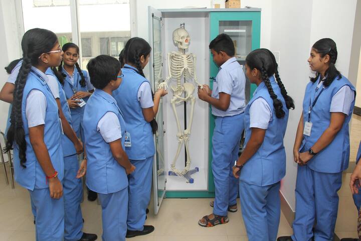 Bannari Amman Public School-Biology Lab